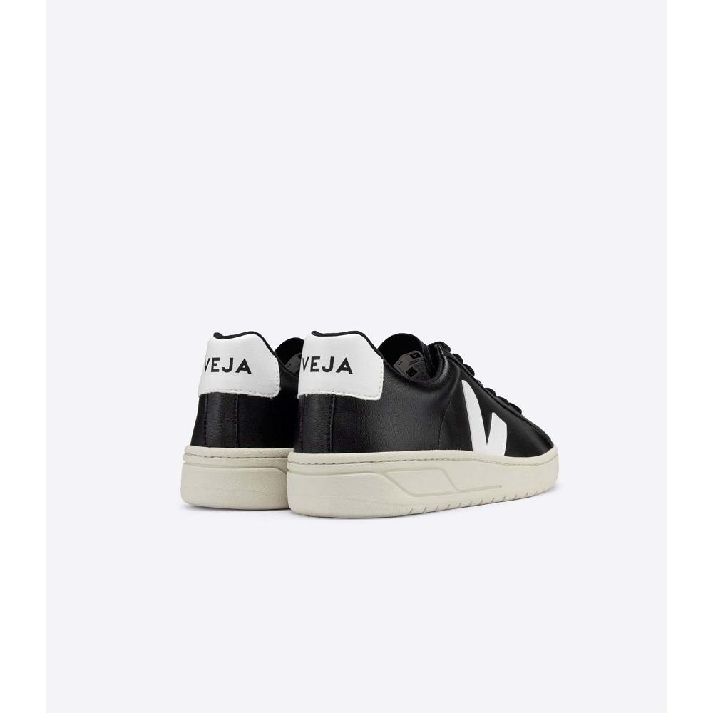 Women's Veja URCA CWL Sneakers Black/White | SG 627PJJ